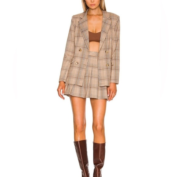 Majorelle Revolve Rhea Blazer in Tan Plaid - Picture 4 of 13